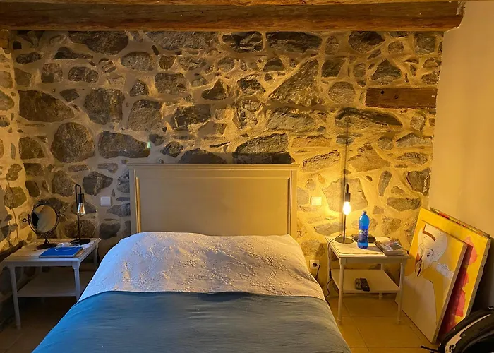 Au Coeur Des Lacs Calme Absolu Et Confort Moderne * Tremouille (Cantal)