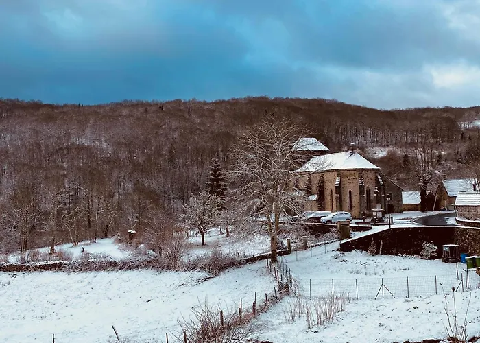 Calme Absolu Et Confort Moderne * Tremouille (Cantal)